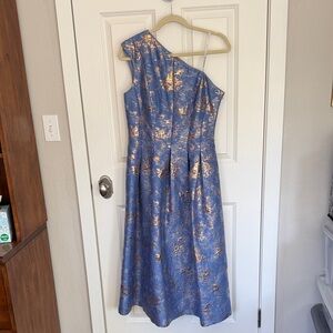 Elegant Kay Unger Blue and Gold One-Shoulder Dress